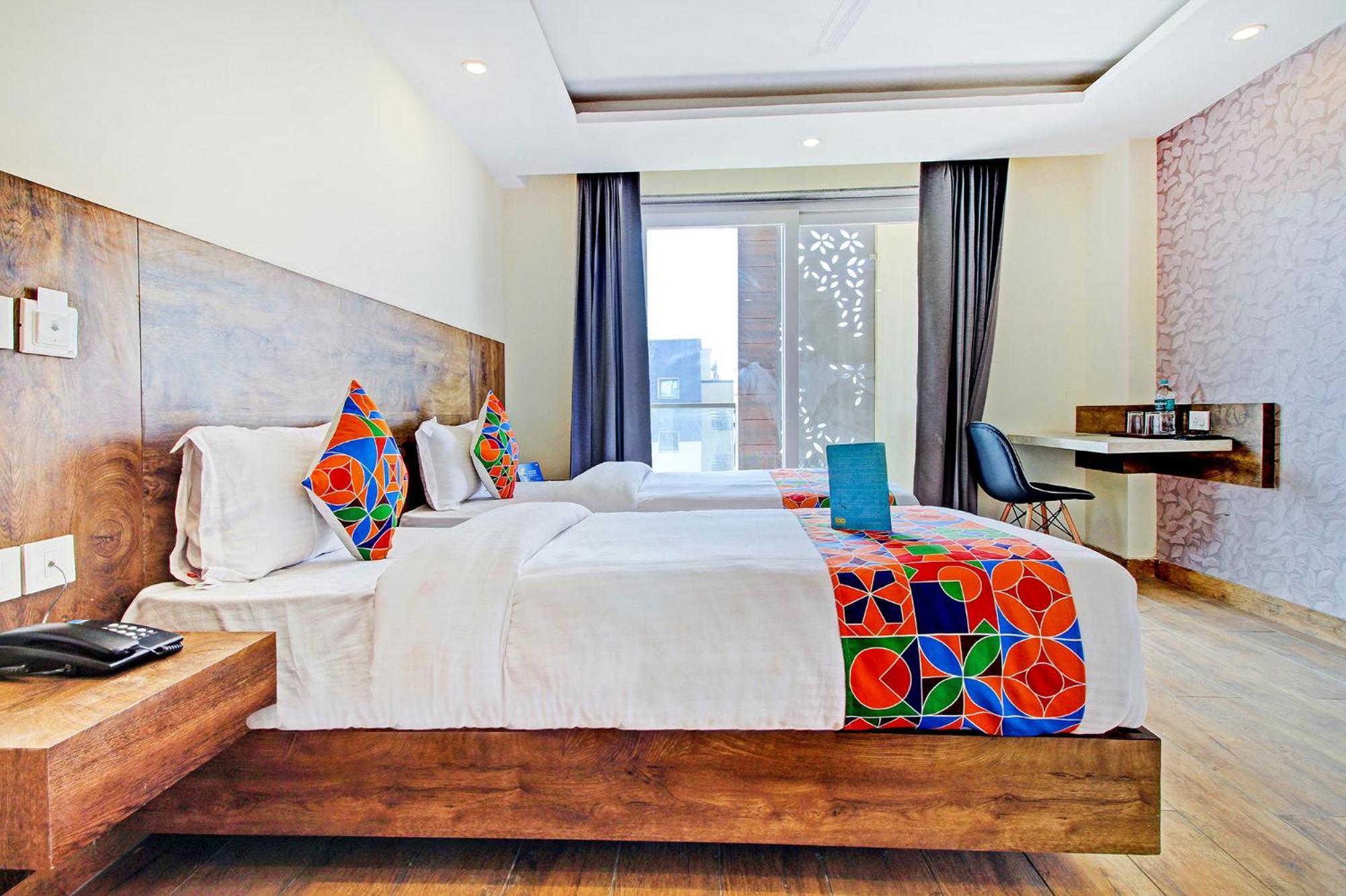 Fabhotel Soft Petals Gurgaon Exterior foto
