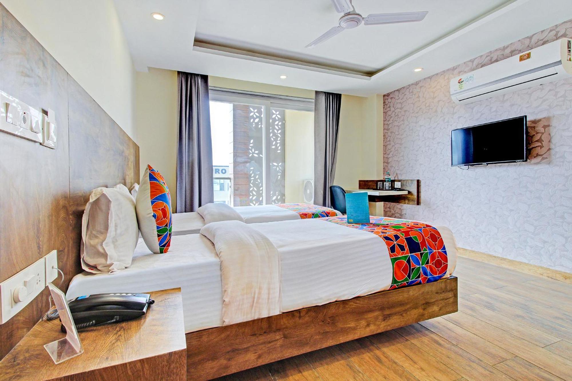 Fabhotel Soft Petals Gurgaon Exterior foto
